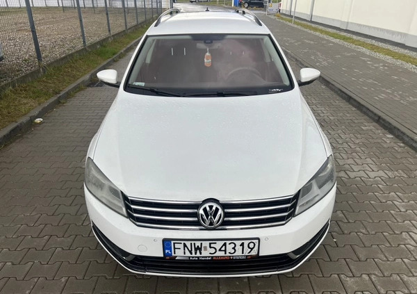 Volkswagen Passat cena 21500 przebieg: 307246, rok produkcji 2011 z Szamocin małe 529